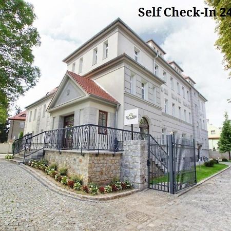 Villa La Pierre Strzegom Exterior photo