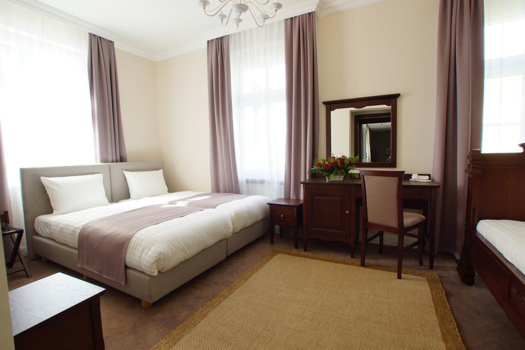 Villa La Pierre Strzegom Room photo