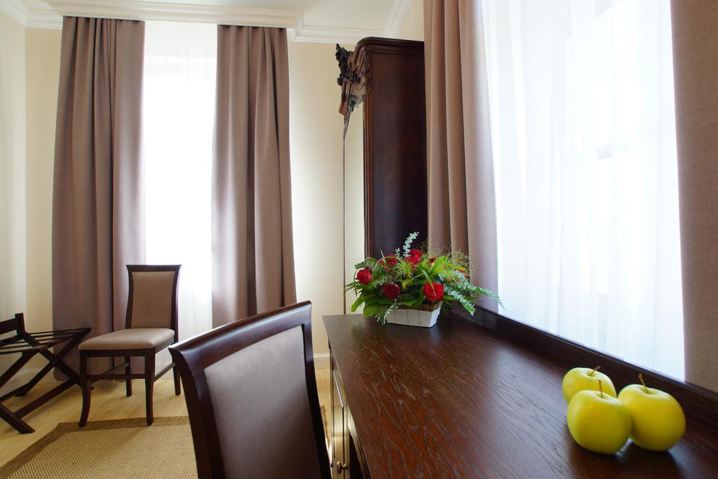 Villa La Pierre Strzegom Room photo